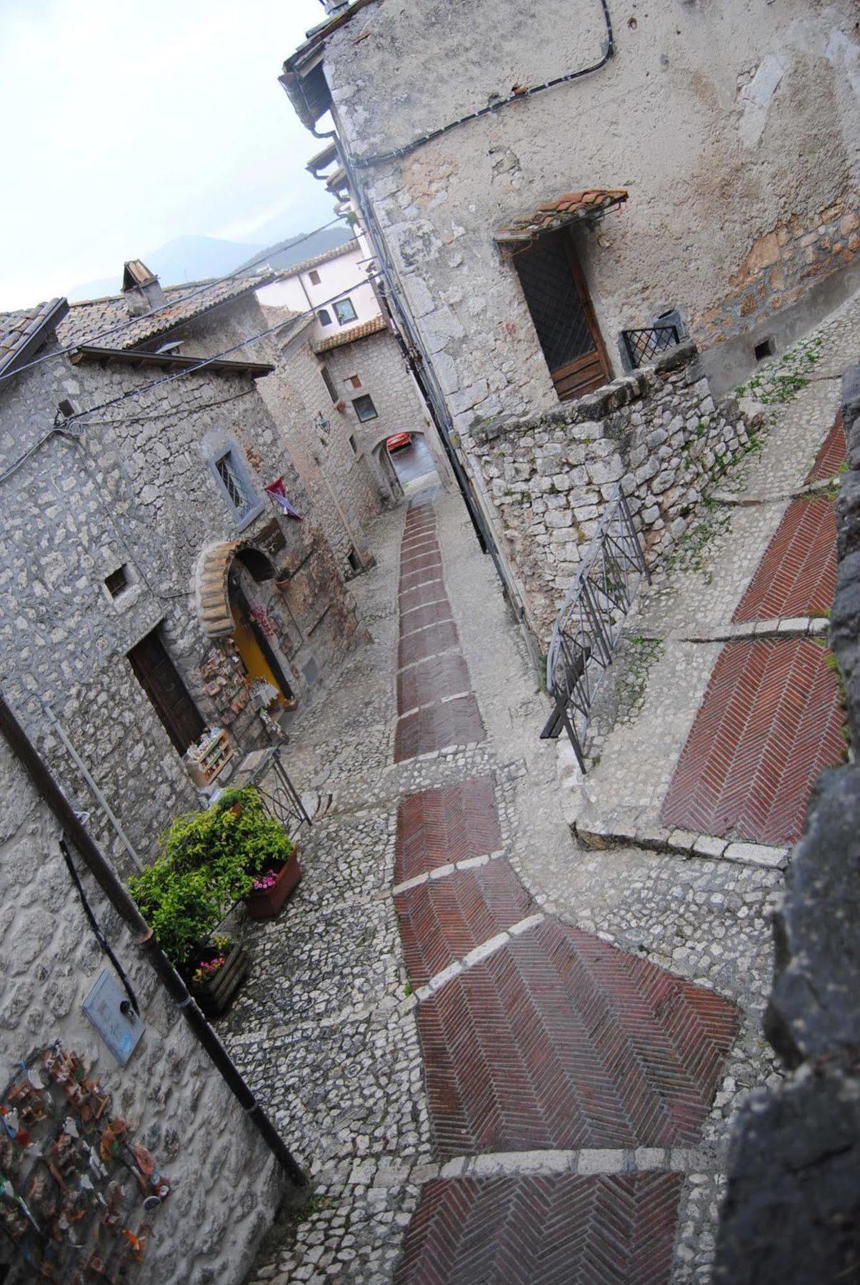 Locanda Il Falco Nero Fumone Zewnętrze zdjęcie